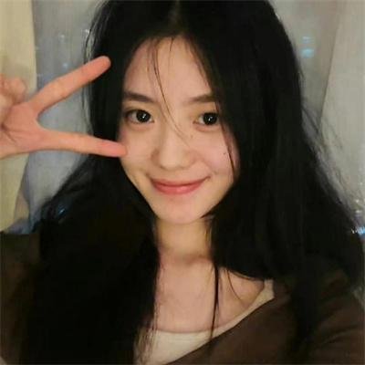 雏燕嬉春